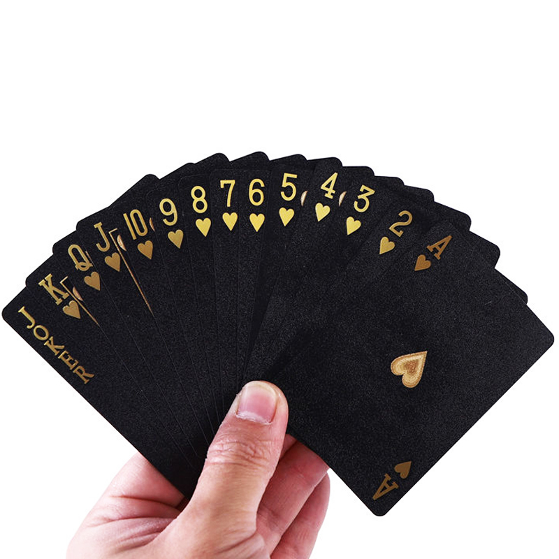 4 Pieces Plastic Poker Playing - огляд і ціна Board Game Yearbook